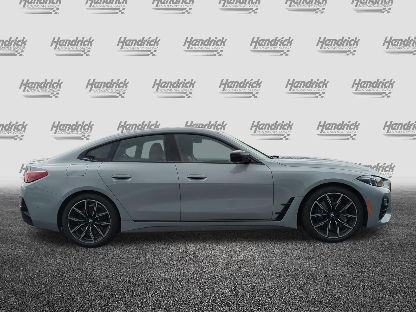 Used 2025 BMW M440i RWD image 11