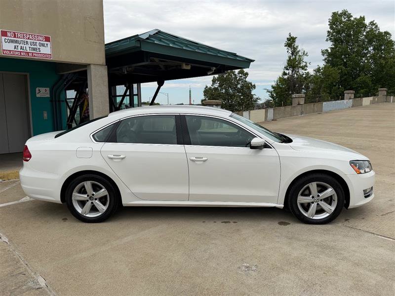 Used 2015 Volkswagen Passat 1.8T Limited Edition FWD image 8