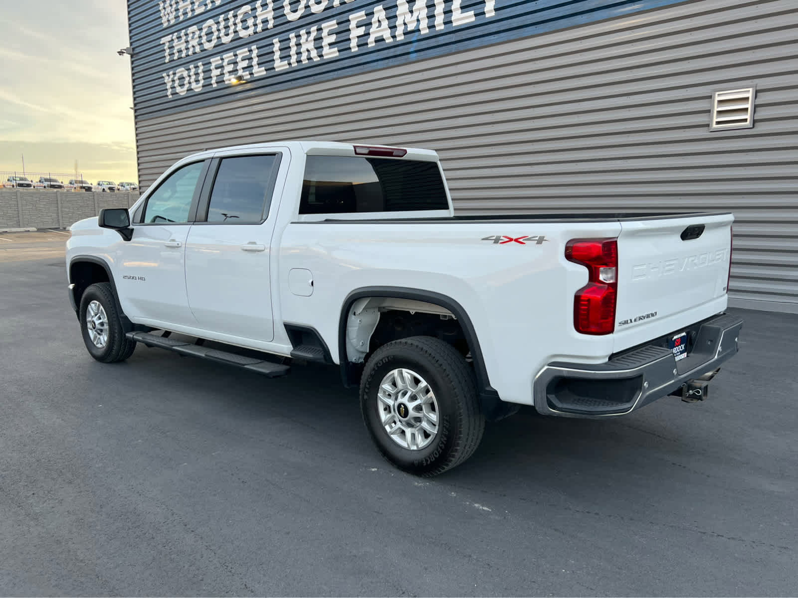 Used 2022 Chevrolet Silverado 2500 LT AWD/4WD image 11