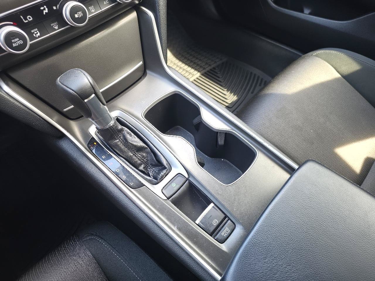 Used 2018 Honda Accord LX image 35