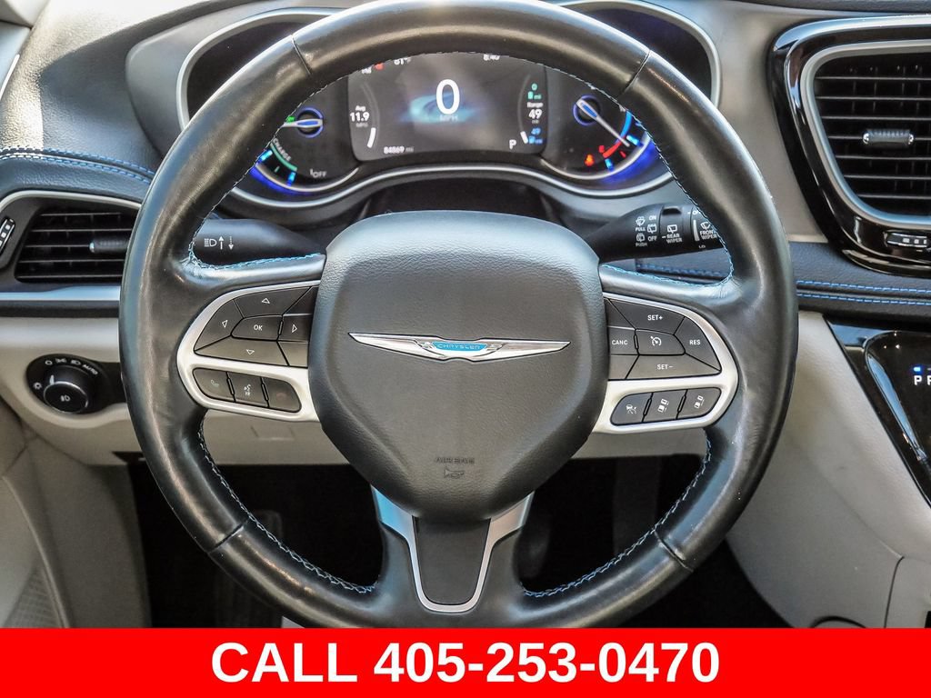 Used 2021 Chrysler Pacifica Touring-L FWD image 56