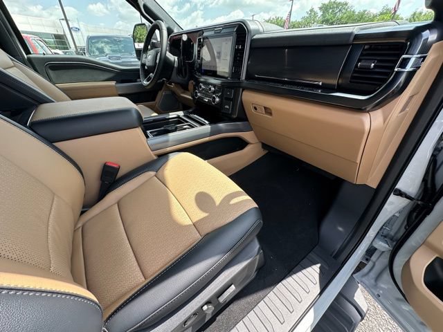 New 2026 Ford F350 Lariat w/ Black Appearance Package AWD/4WD image 26