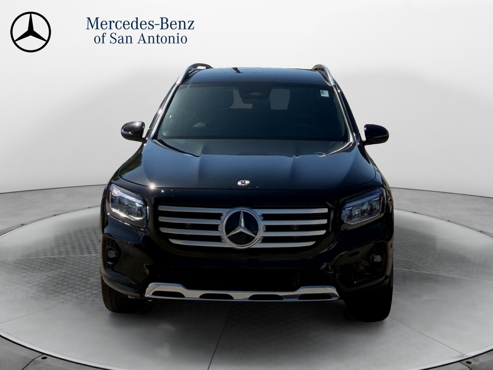 Certified 2025 Mercedes-Benz GLB 250 image 2
