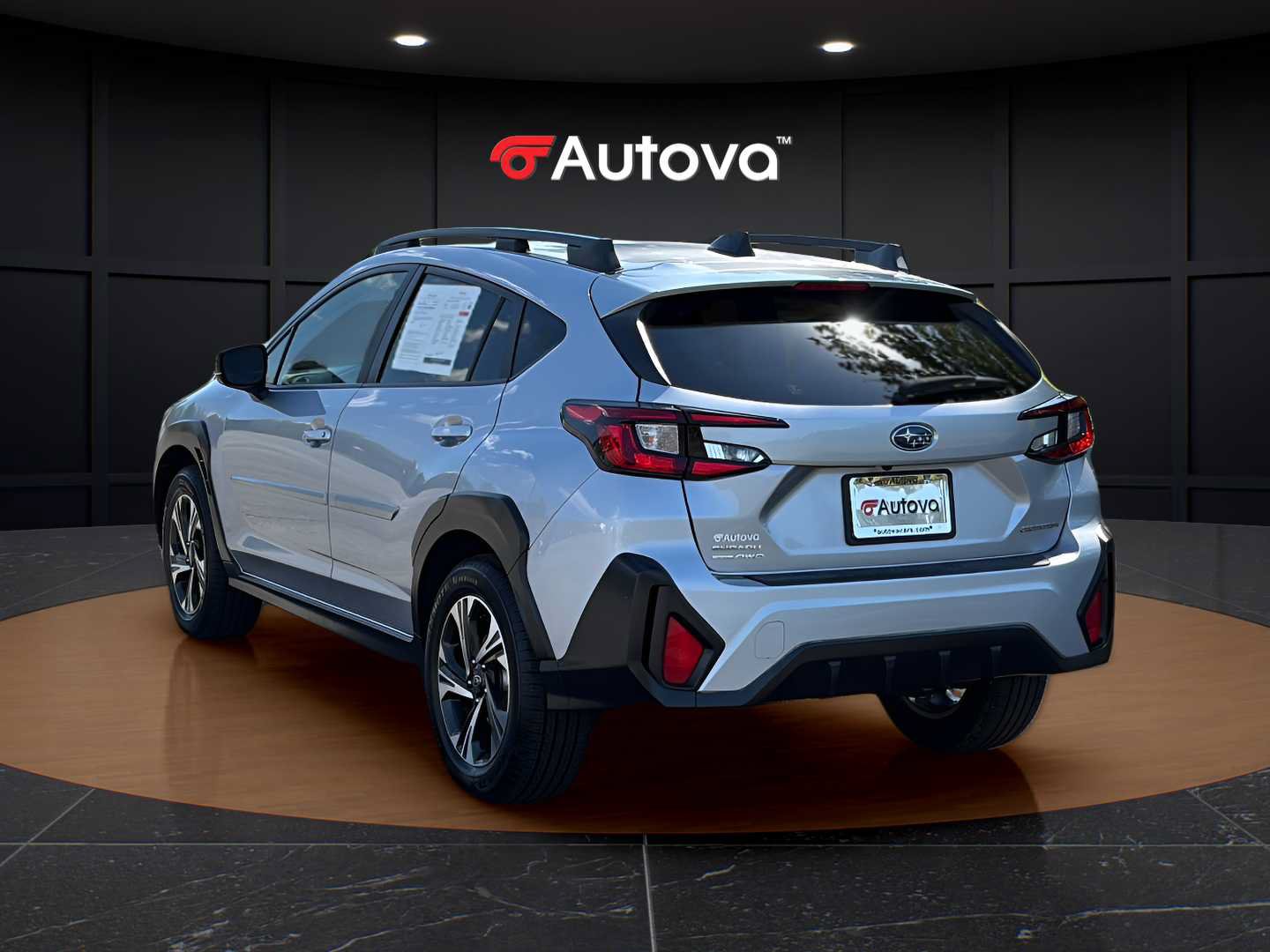 Used 2024 Subaru Crosstrek 2.0i Premium AWD/4WD image 3