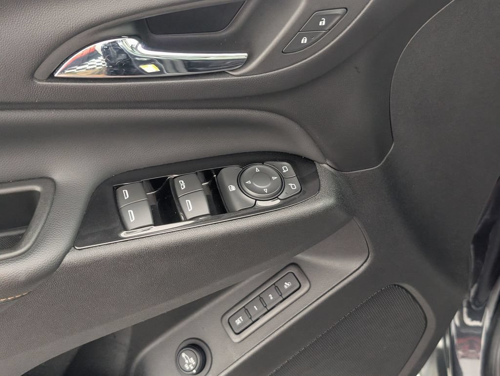 Certified 2022 Chevrolet Equinox Premier FWD image 11