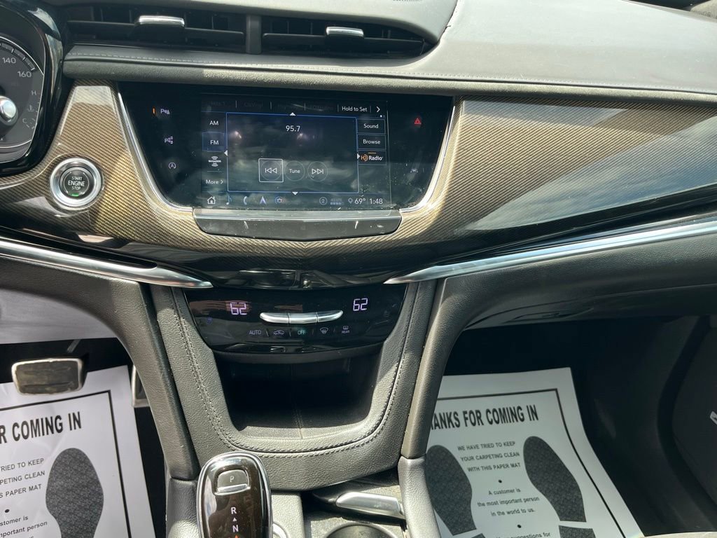 Used 2020 Cadillac XT6 Premium Luxury w/ Platinum Package AWD/4WD image 11