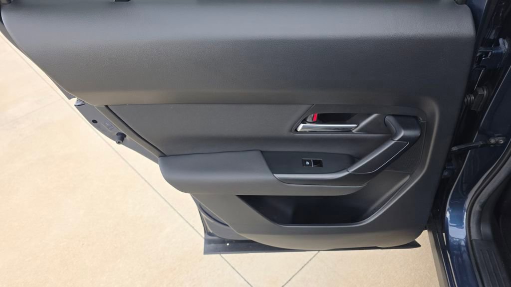 Used 2025 MAZDA CX-50 AWD 2.5 S w/ Premium Plus Pkg image 21