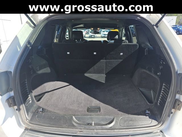 Used 2017 Jeep Grand Cherokee Laredo AWD/4WD image 26