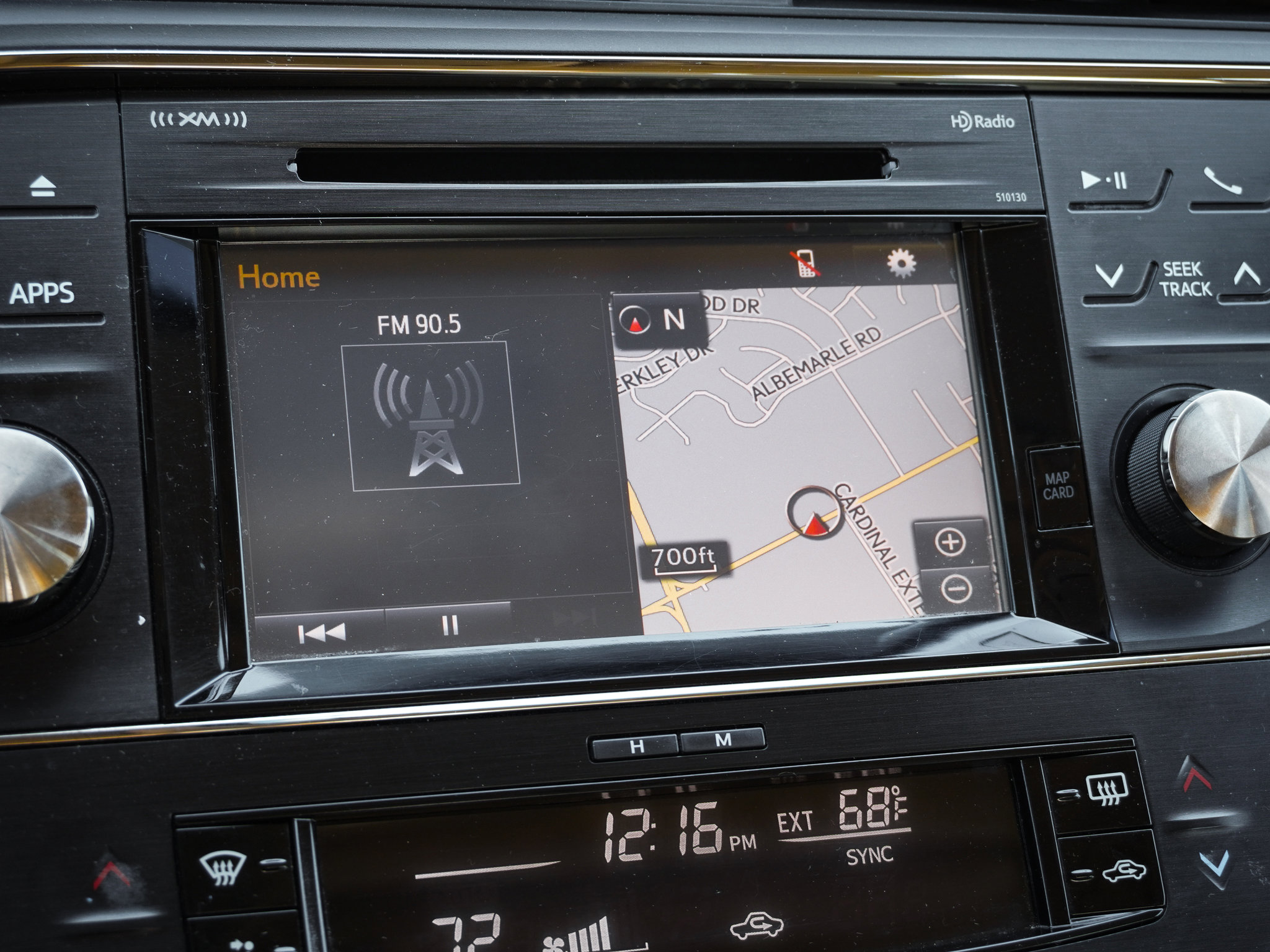 Used 2016 Toyota Avalon Touring image 22