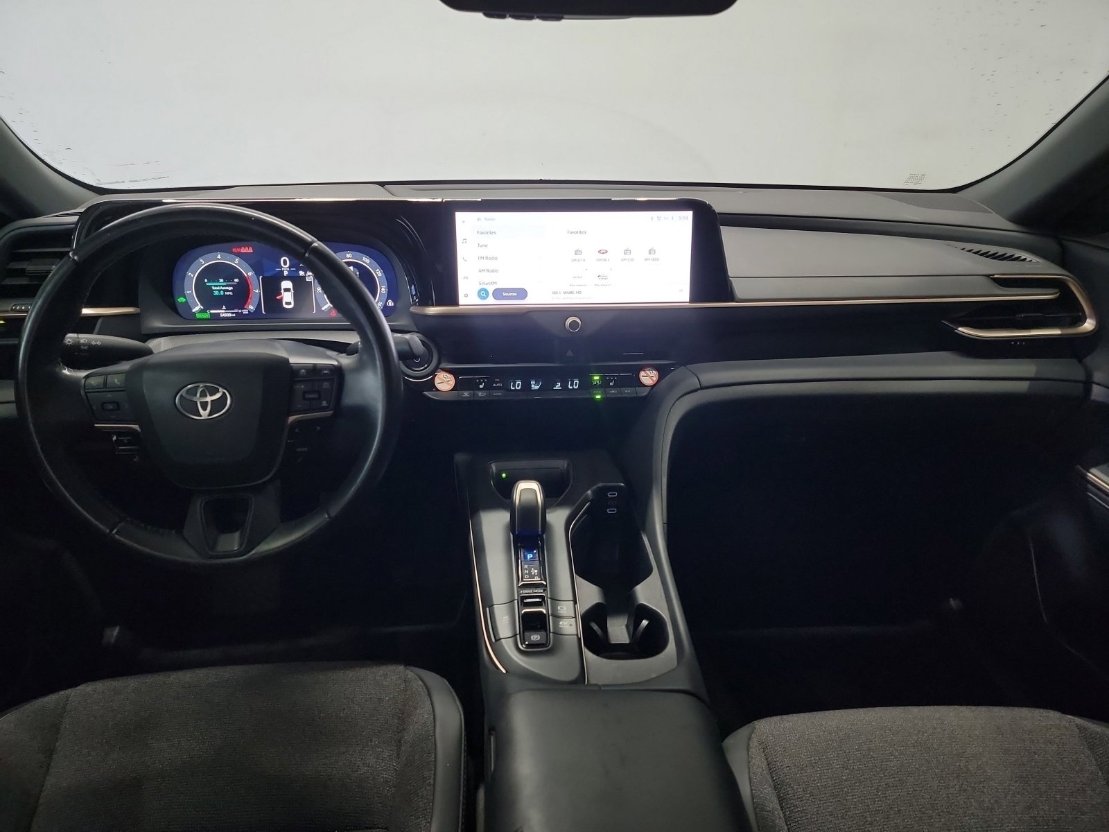Used 2023 Toyota Crown AWD/4WD image 15