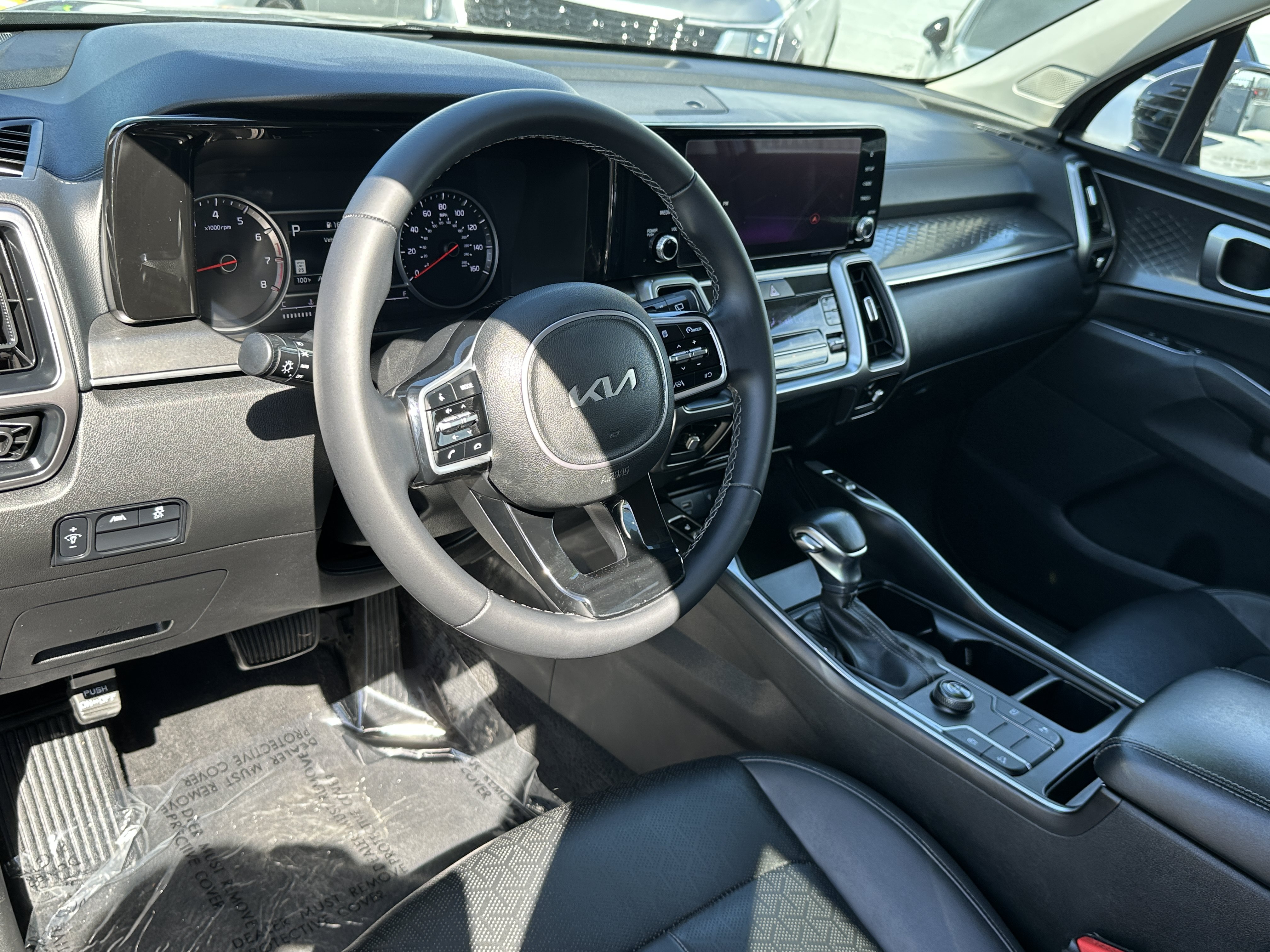Certified 2023 Kia Sorento S FWD image 24