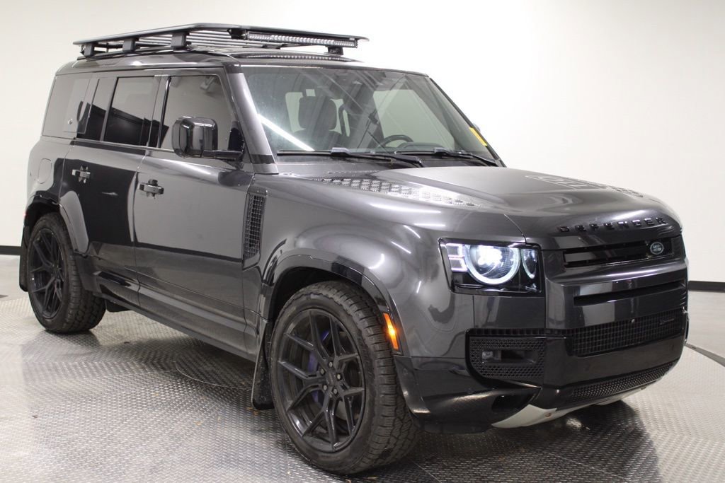 Used 2022 Land Rover Defender 110 X-Dynamic HSE image 11