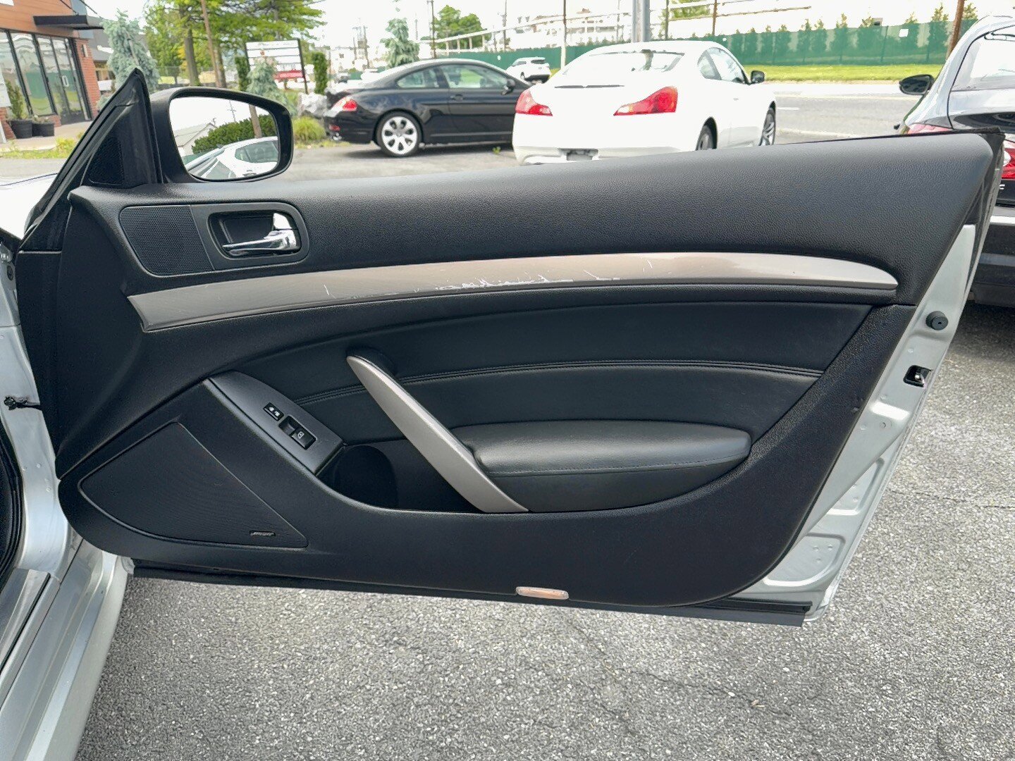 Used 2011 INFINITI G37 x Coupe w/ Premium Pkg AWD/4WD image 24