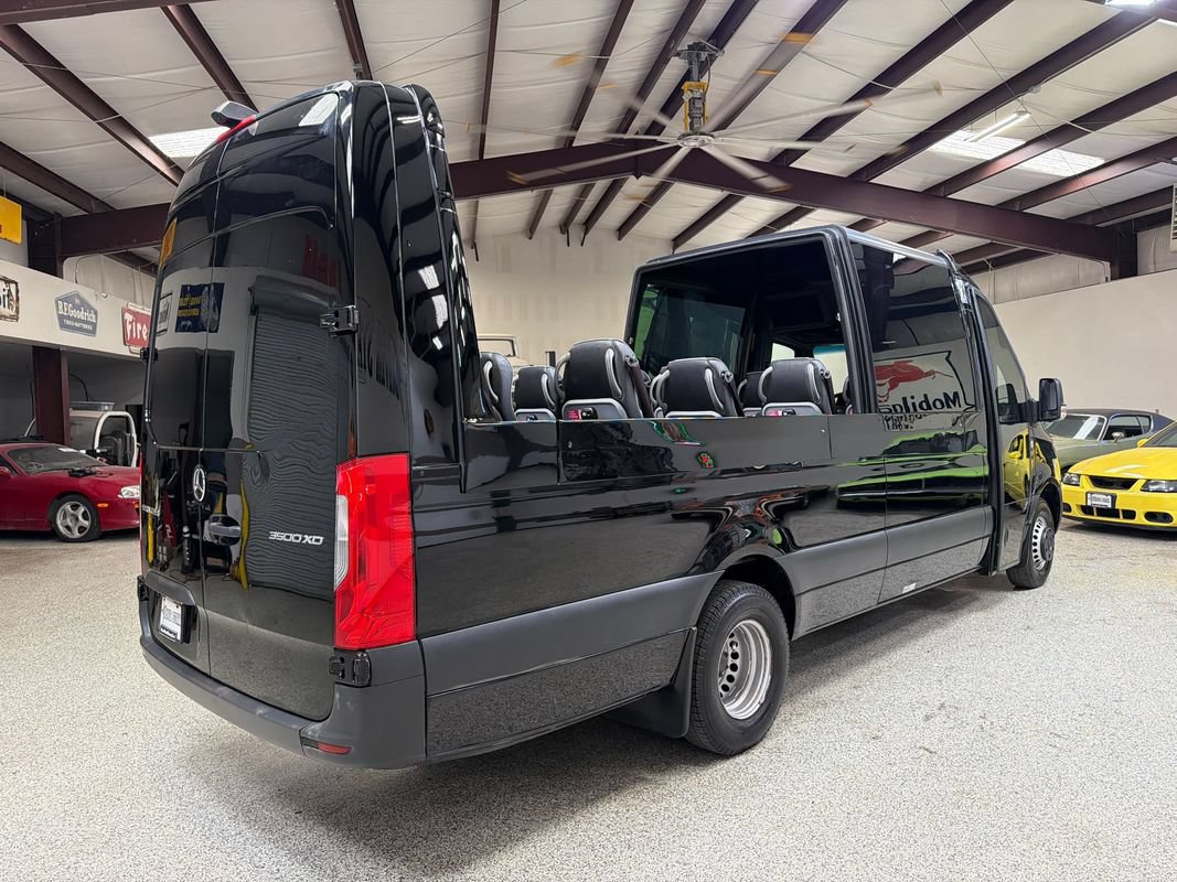 Used 2019 Mercedes-Benz Sprinter 170 Cargo image 31