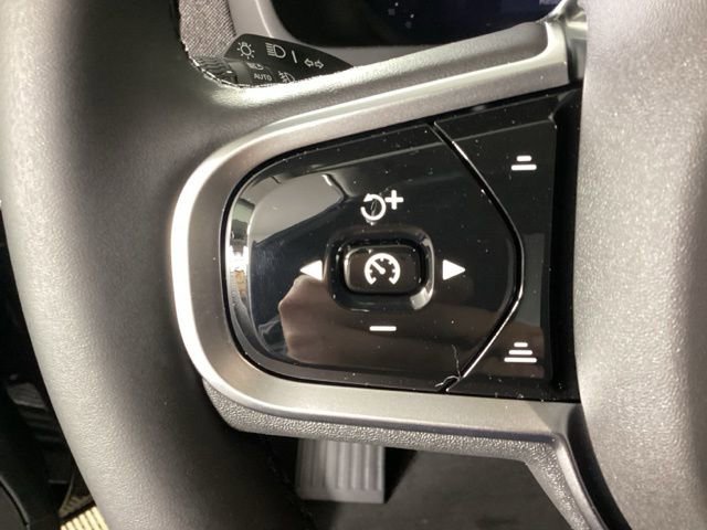 New 2026 Volvo XC90 B6 Plus w/ Protection Package Premier image 30