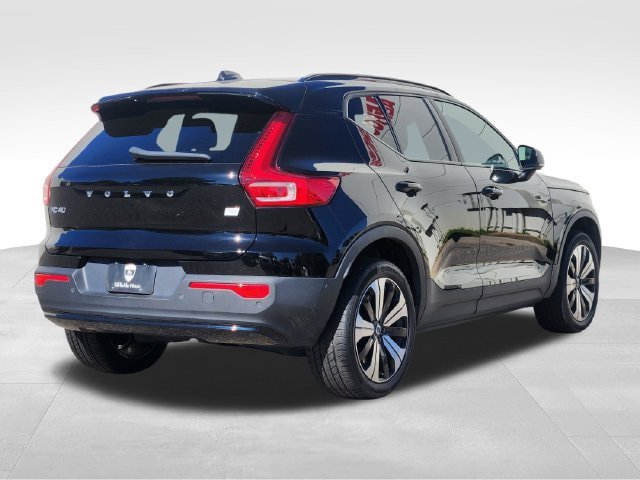 Certified 2023 Volvo XC40 Recharge Plus w/ Protection Package Premier AWD/4WD image 8