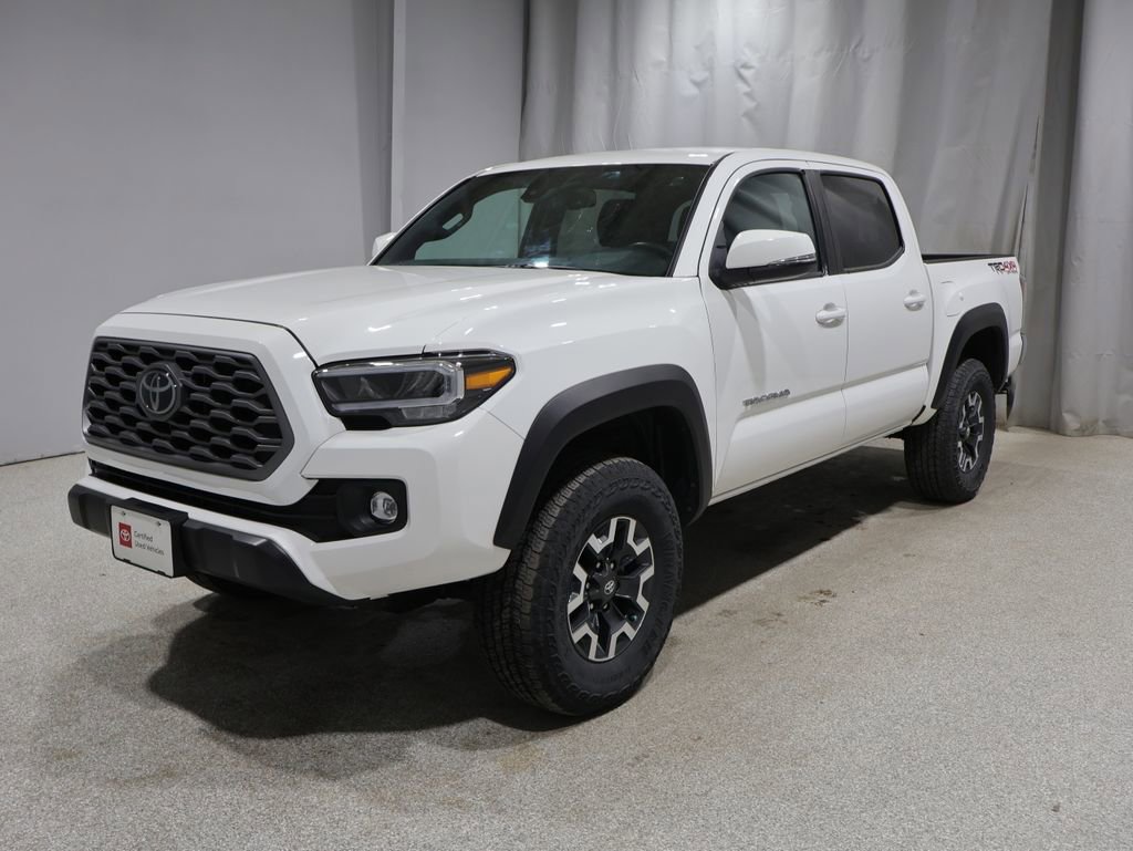 Certified 2023 Toyota Tacoma TRD Off-Road AWD/4WD image 7