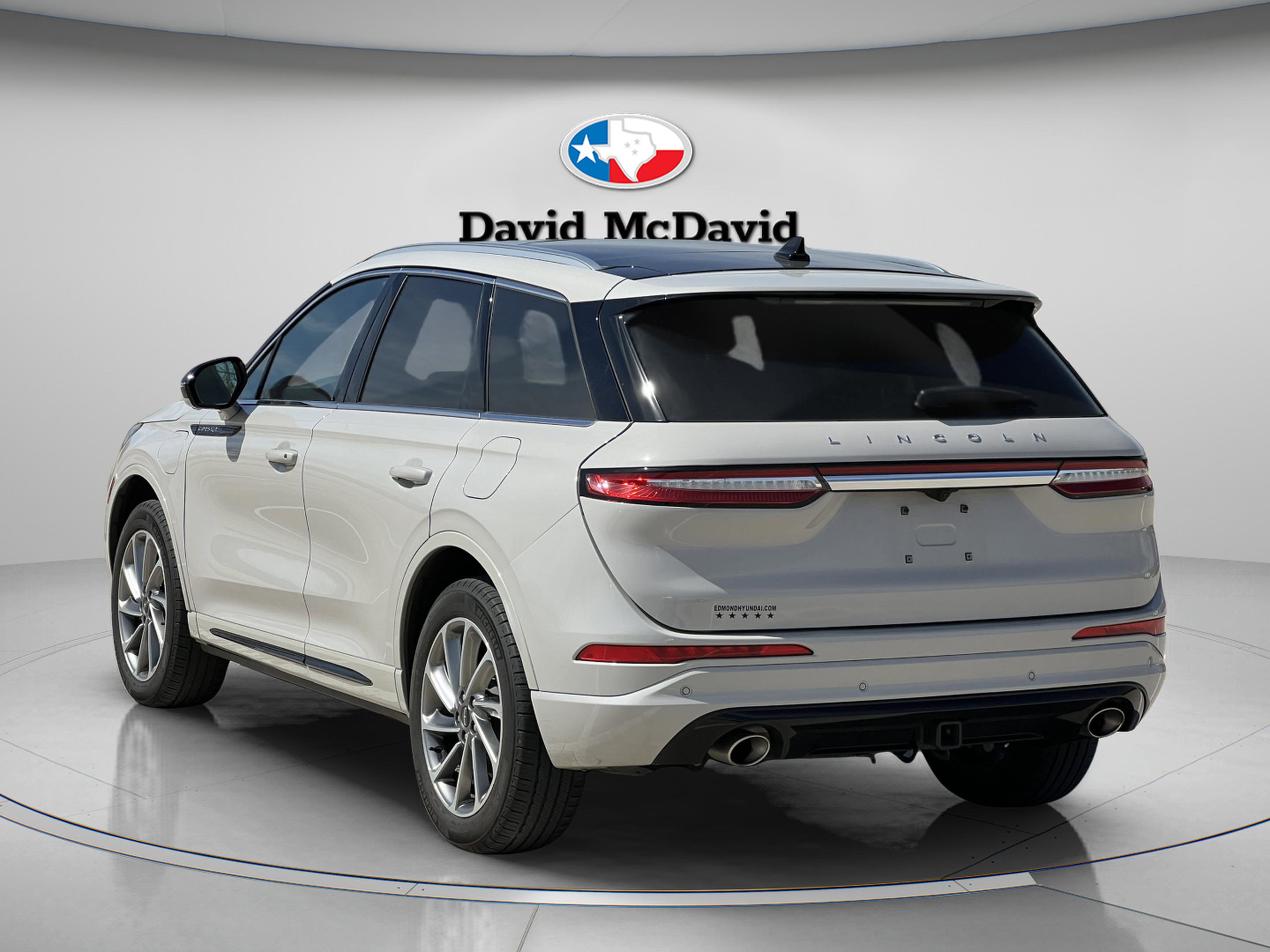 Used 2023 Lincoln Corsair Grand Touring w/ Equipment Group 301A image 5