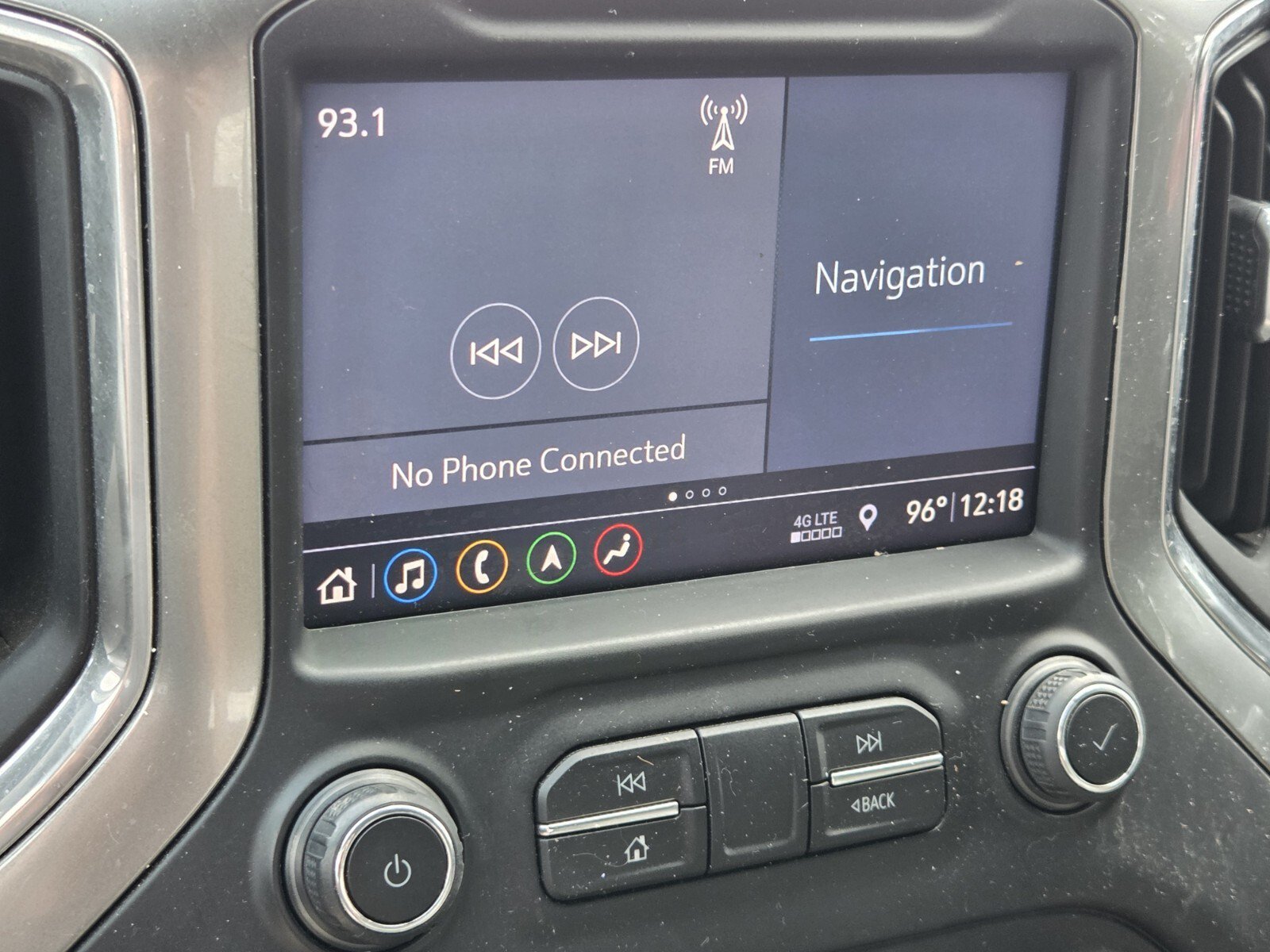 Used 2019 Chevrolet Silverado 1500 LTZ w/ LTZ Plus Package AWD/4WD image 15