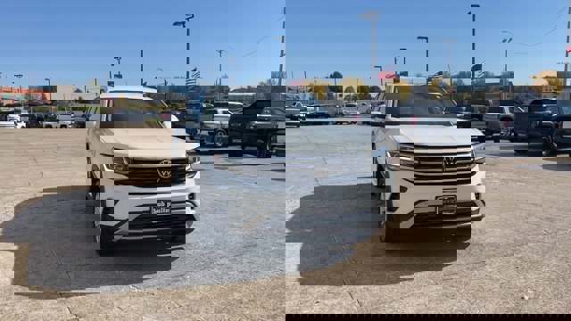 Used 2022 Volkswagen Atlas SE image 3