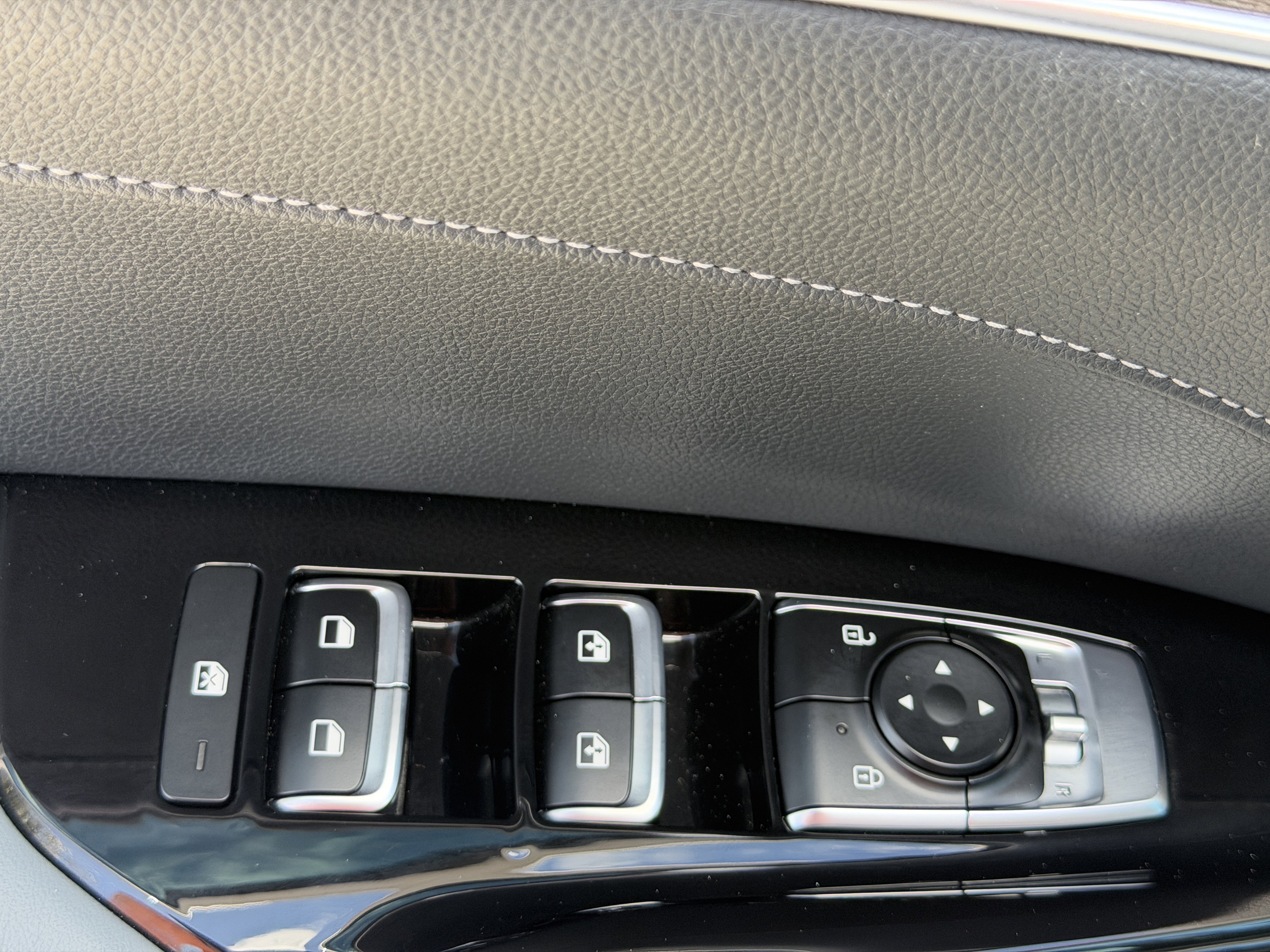 Used 2021 Kia K5 EX image 17