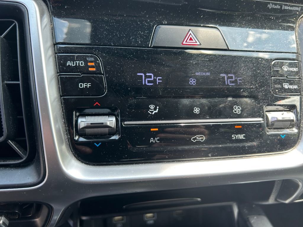 Used 2022 Kia Sorento S FWD image 25
