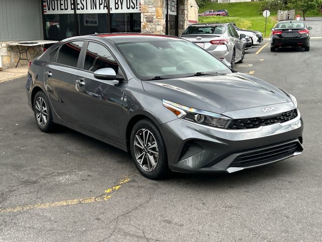 Used 2023 Kia Forte LXS w/ LXS Technology Package FWD image 1
