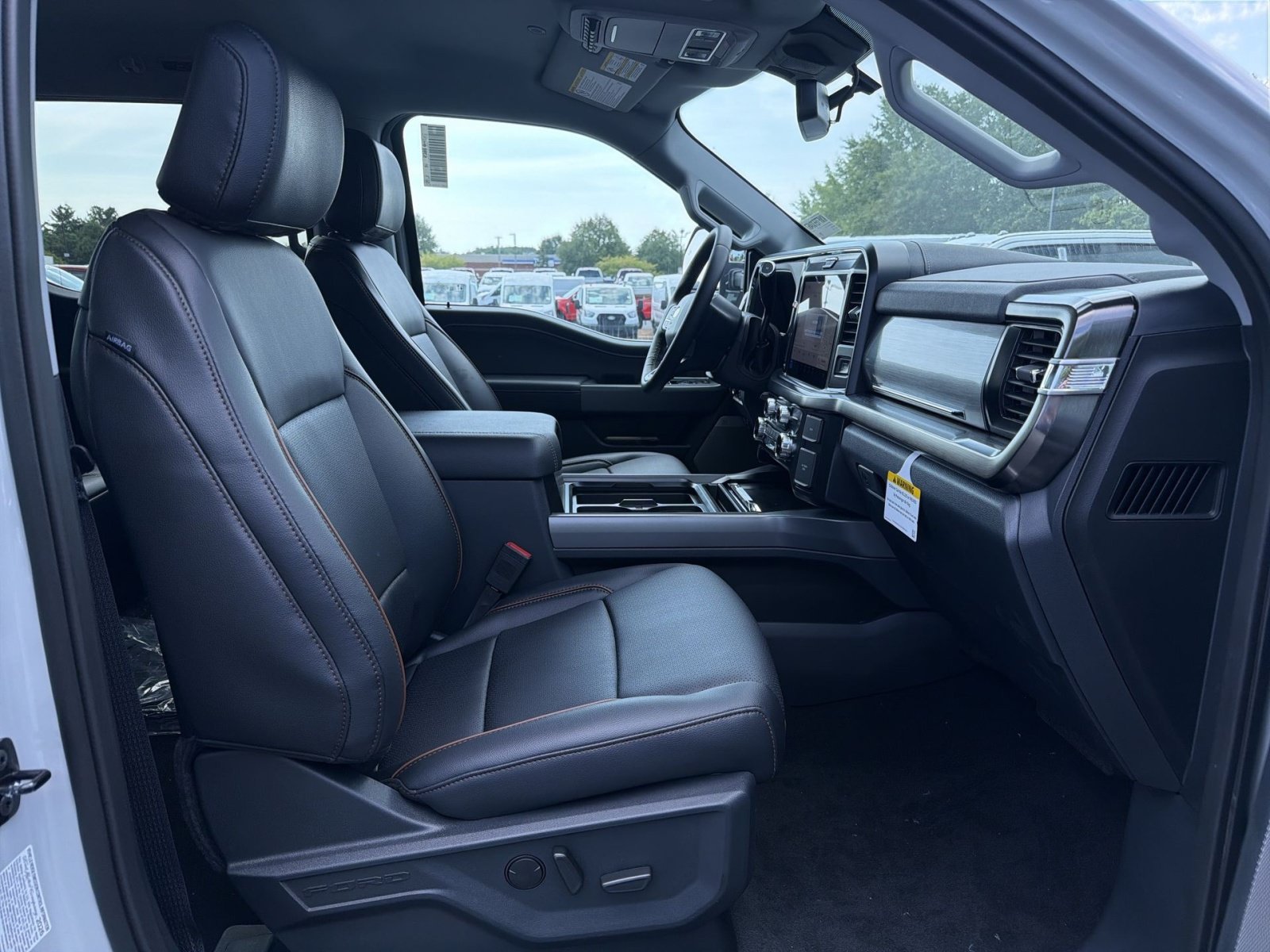 New 2026 Ford F250 Lariat w/ Chrome Package AWD/4WD image 24
