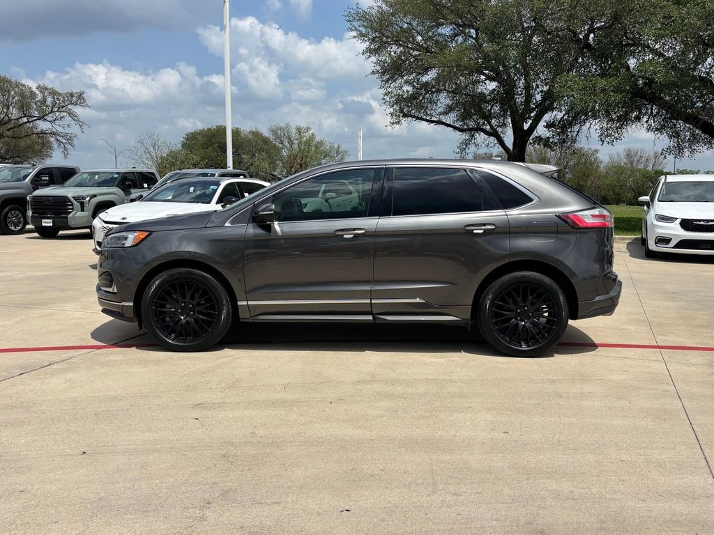 Used 2019 Ford Edge Titanium w/ Equipment Group 301A image 2