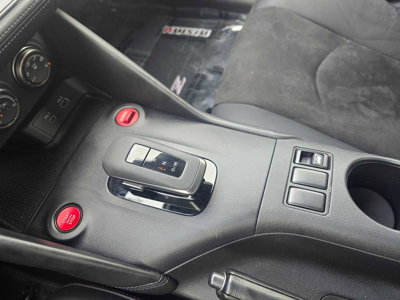 Used 2024 Nissan Z NISMO w/ Floor Mat Package image 25