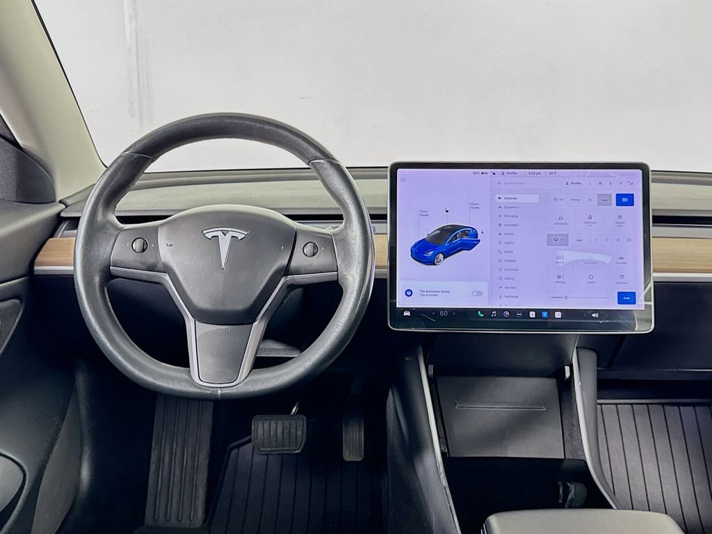 Used 2018 Tesla Model 3 Long Range image 12