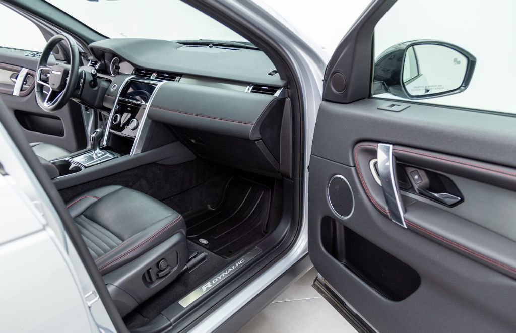 Used 2023 Land Rover Discovery Sport S R-Dynamic image 29