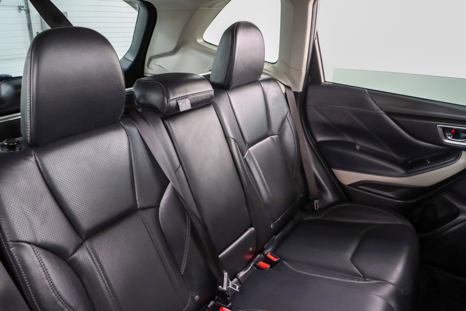 Used 2023 Subaru Forester Limited image 32