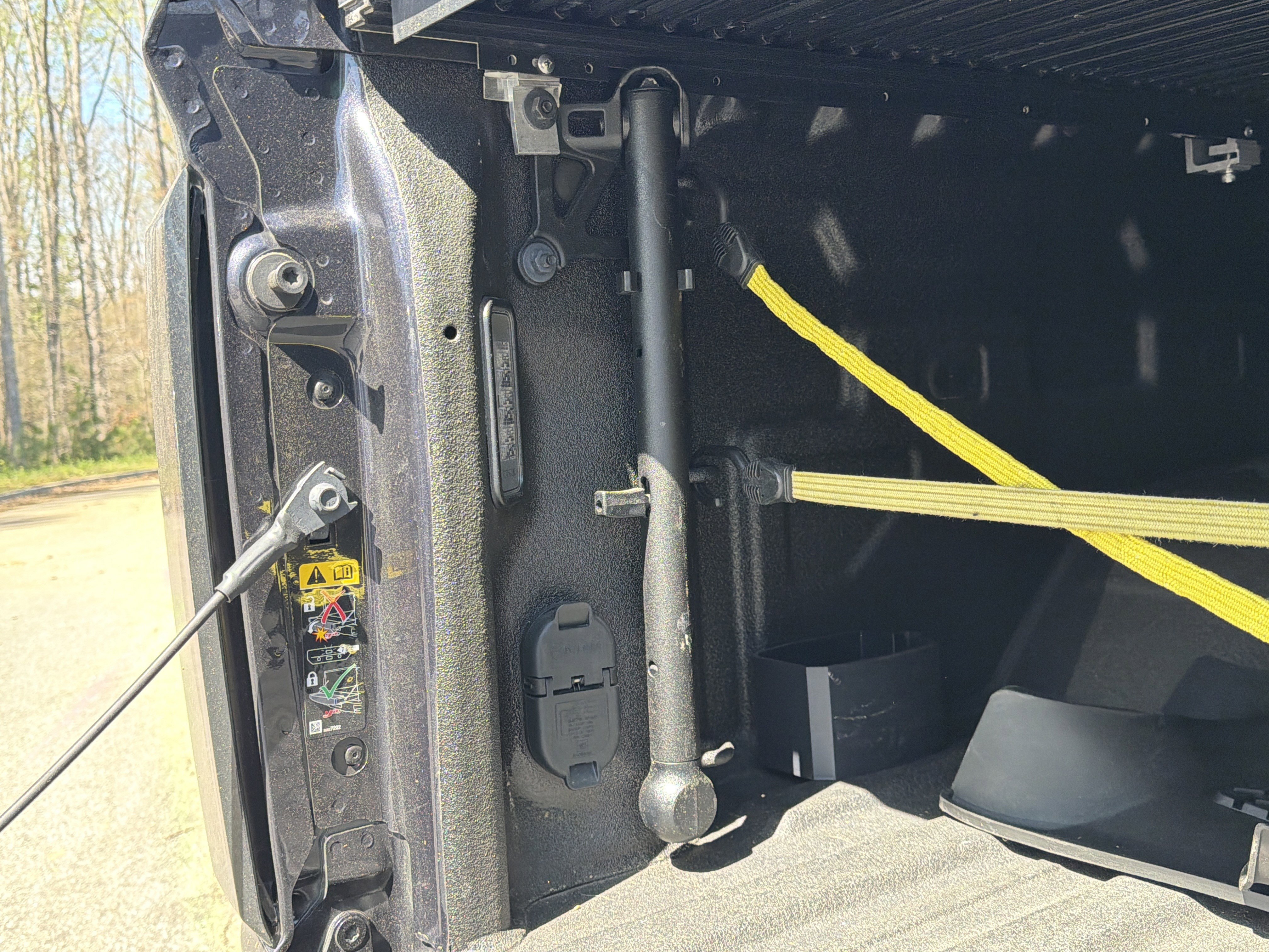 Used 2025 GMC Sierra 2500 AT4 w/ AT4 Premium Plus Package image 33