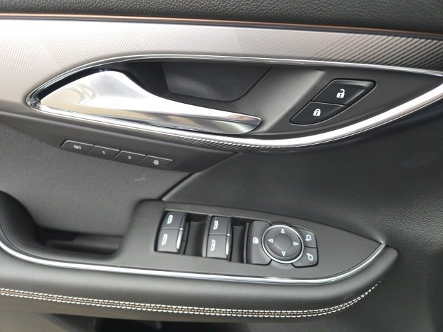 New 2025 Buick Envision Sport Touring image 7