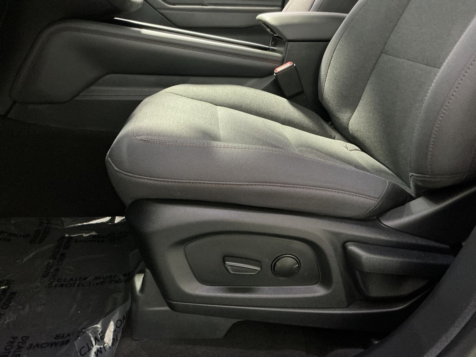 Used 2026 Ford Explorer Active RWD image 15