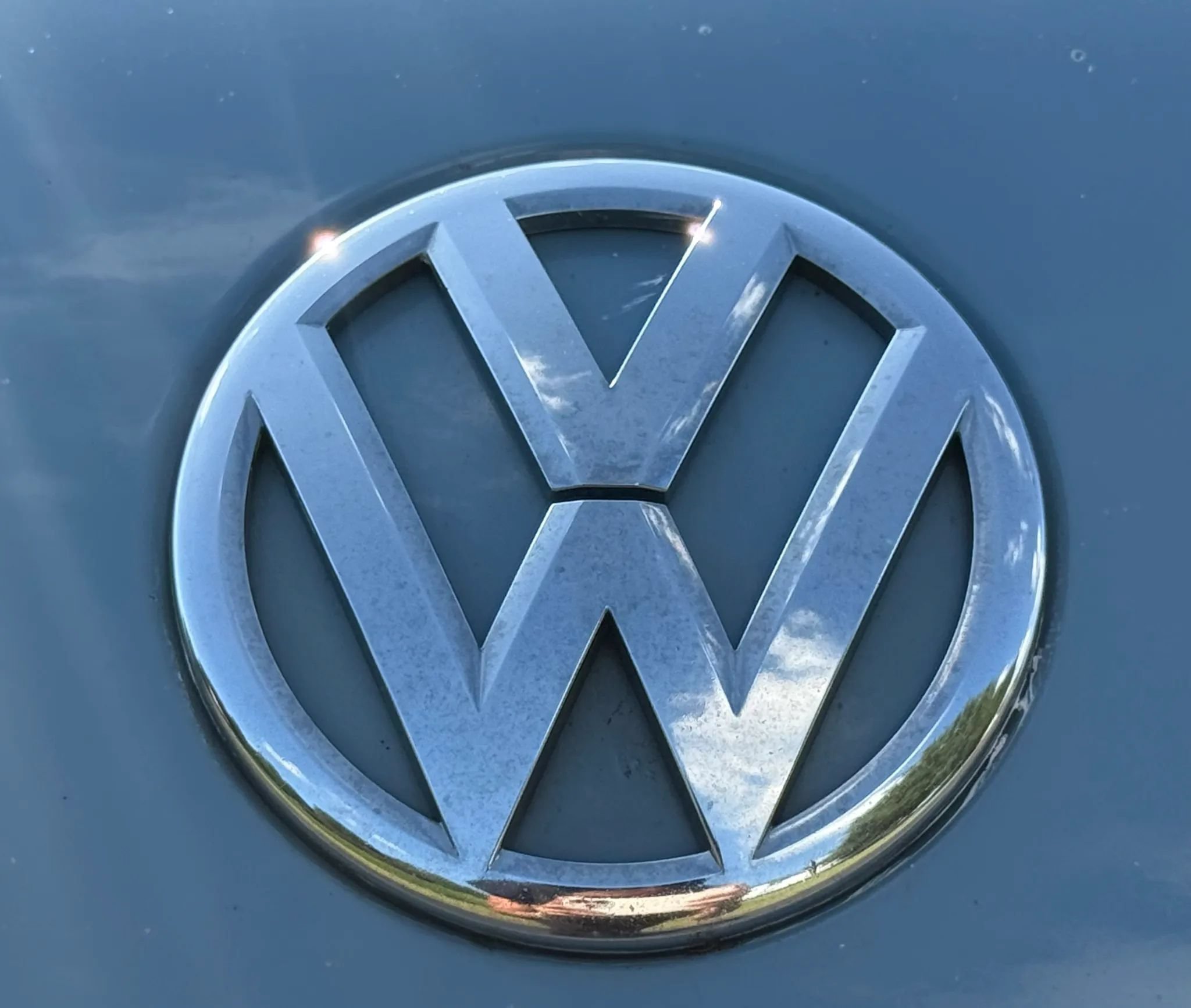 Used 2013 Volkswagen Beetle TDI FWD image 38
