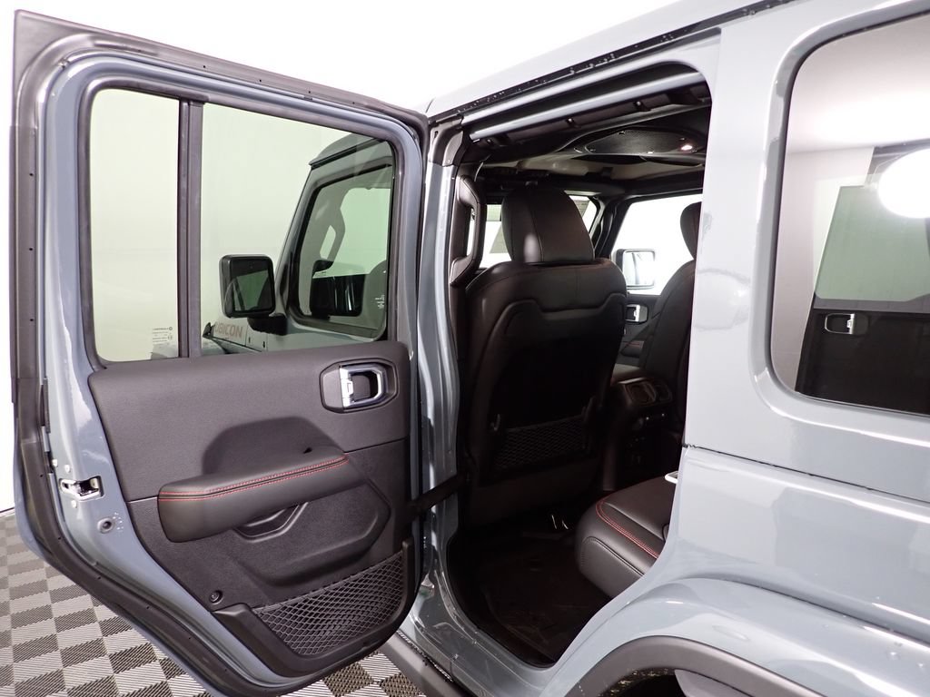 New 2026 Jeep Wrangler Unlimited Rubicon AWD/4WD image 32