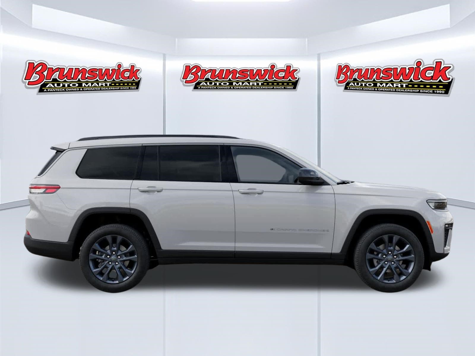 New 2026 Jeep Grand Cherokee L Limited AWD/4WD image 21