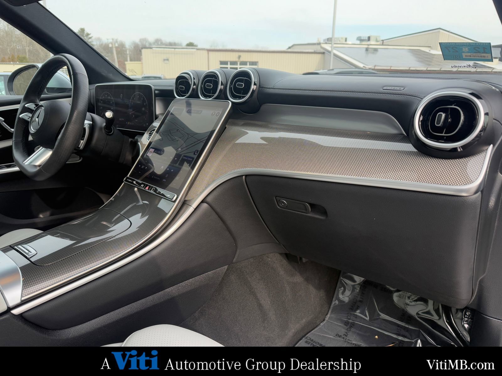 Certified 2024 Mercedes-Benz GLC 300 GLC 300 image 30