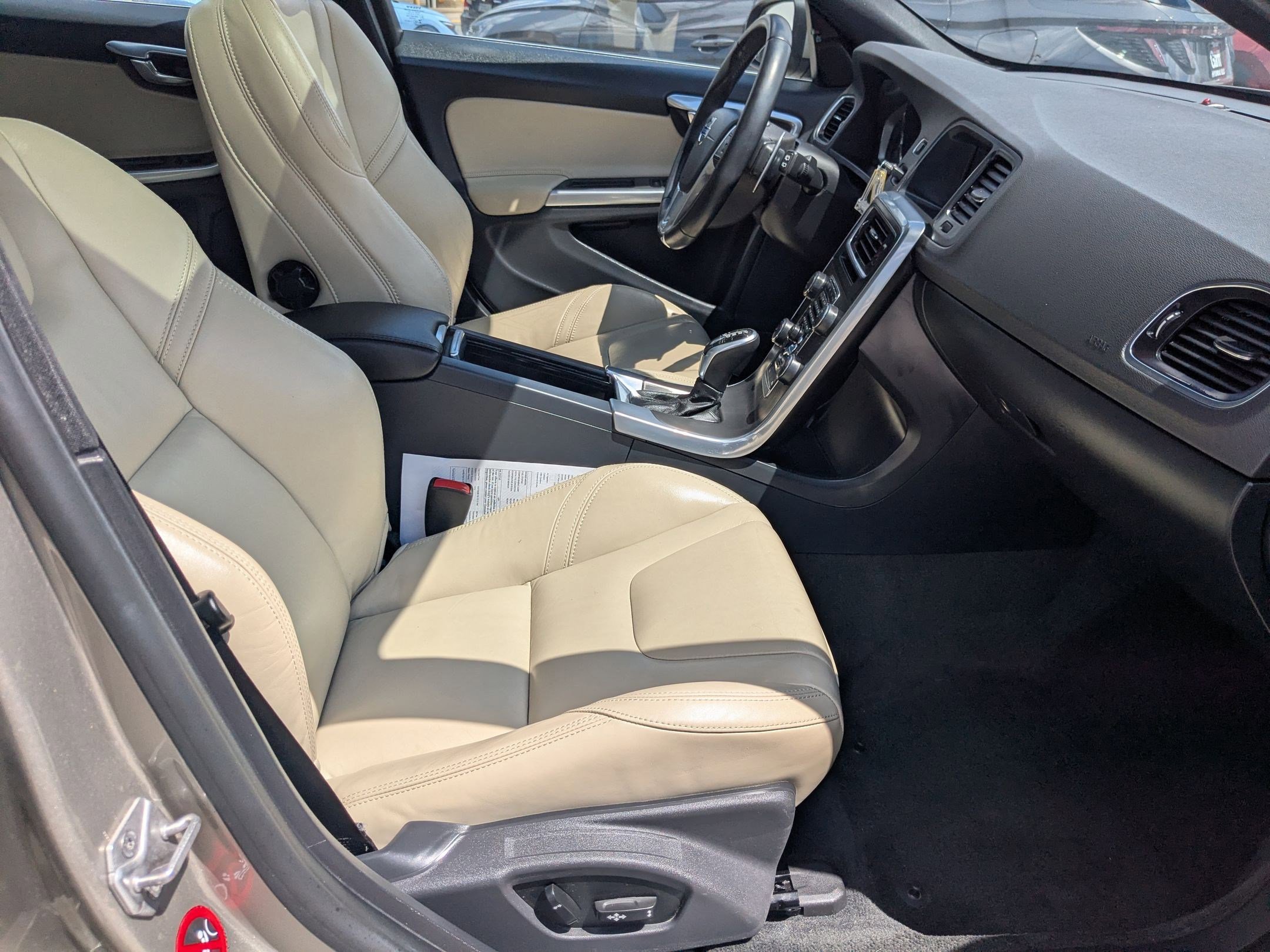 Used 2015 Volvo V60 T5 Premier AWD/4WD image 31