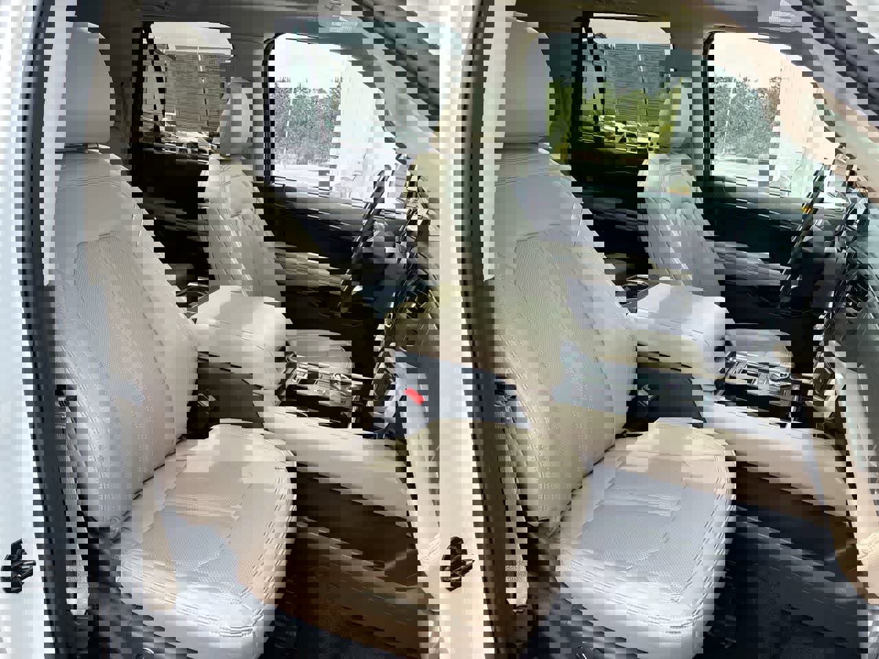 Used 2024 Ford Expedition Max Limited image 29