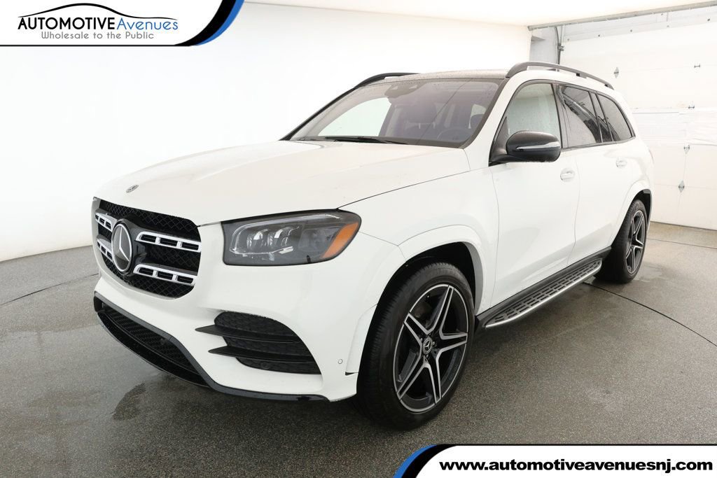 Used 2023 Mercedes-Benz GLS 580 4MATIC image 1