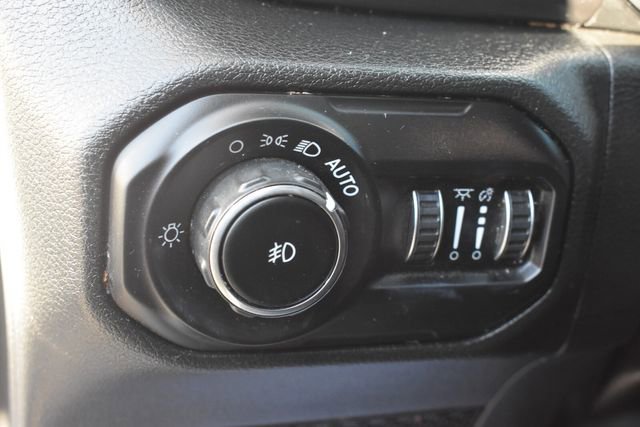 Used 2022 Jeep Wrangler Unlimited Sahara image 21