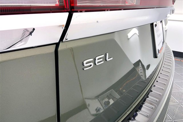 New 2026 Volkswagen Atlas SEL Premium R-Line image 13