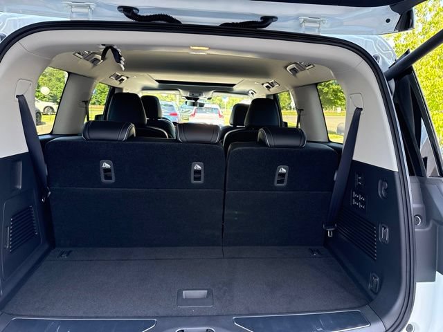 New 2027 INFINITI QX80 Luxe AWD/4WD image 33