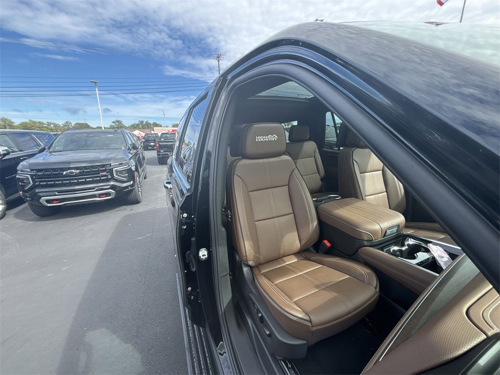 New 2026 Chevrolet Tahoe High Country image 32