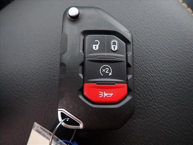 New 2025 Jeep Wrangler Sahara image 27