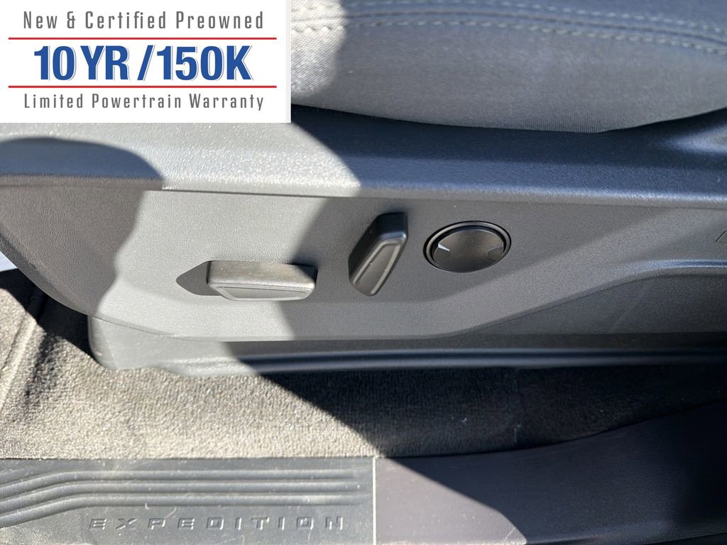 Used 2025 Ford Expedition Active image 16