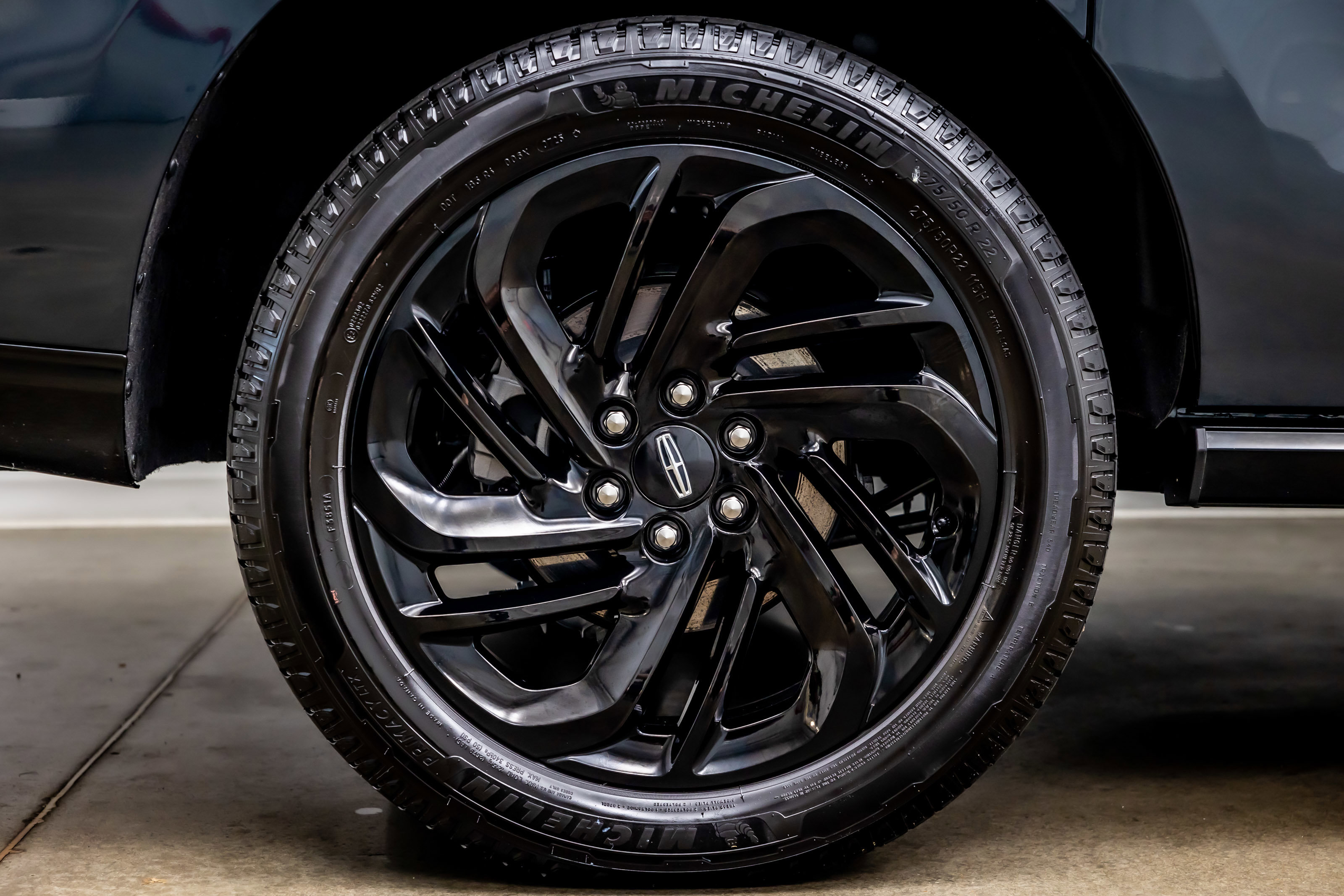 Used 2025 Lincoln Navigator L Reserve image 40